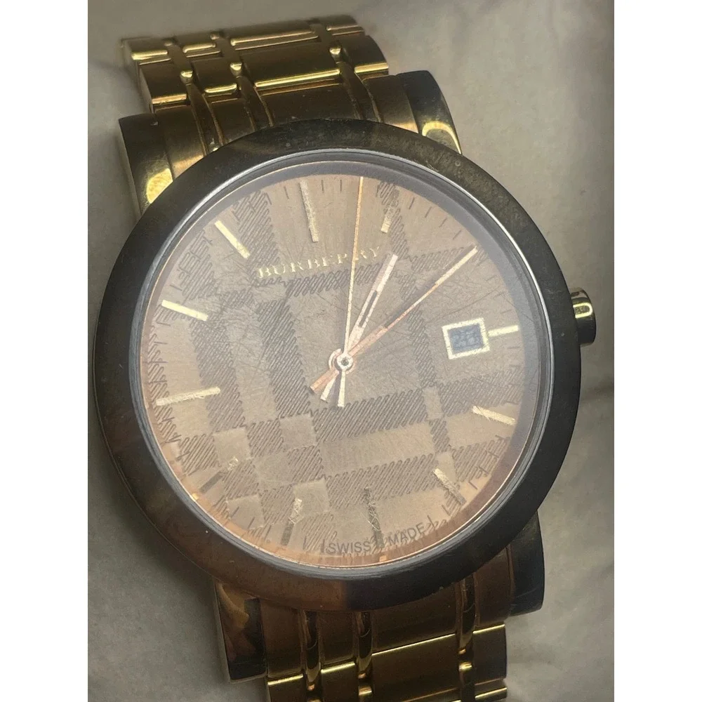 Burberry The City Rose Gold Quartz Watch 37mm Engraved Monochrome Dial Date Feat